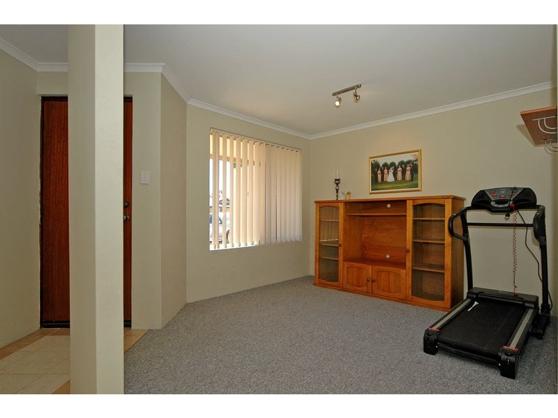 14 Wundu Ent, South Guildford WA 6055