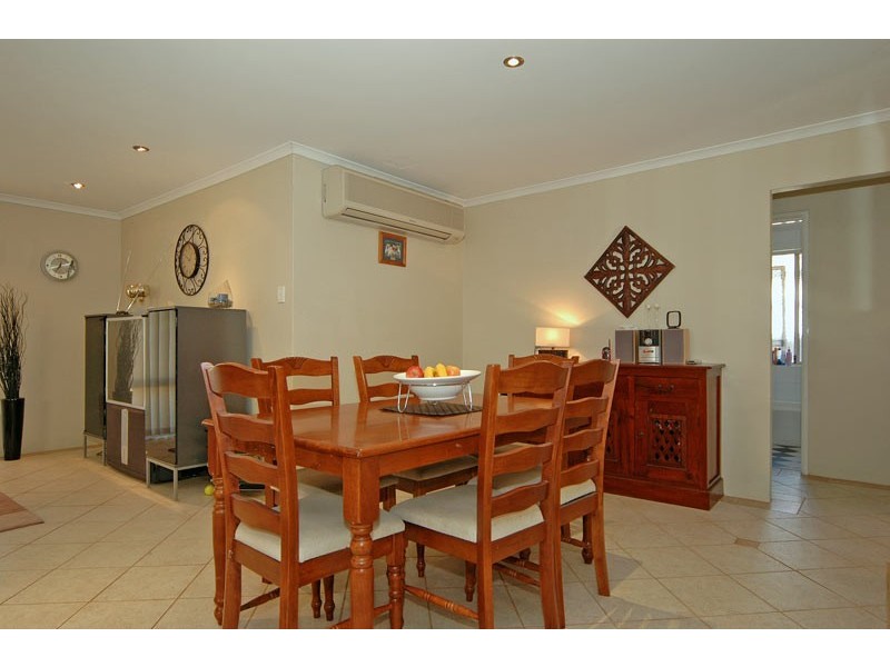 14 Wundu Ent, South Guildford WA 6055