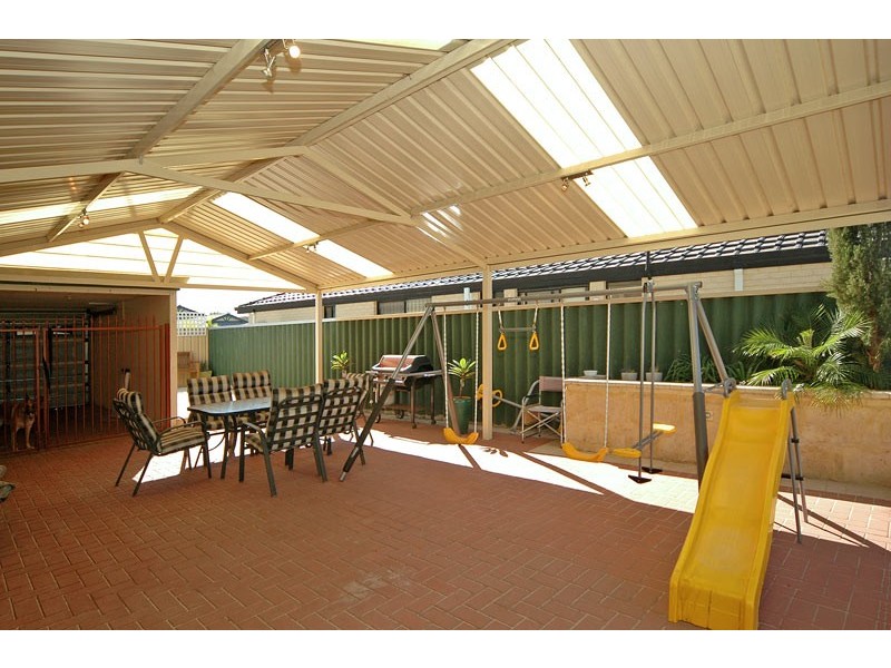 14 Wundu Ent, South Guildford WA 6055
