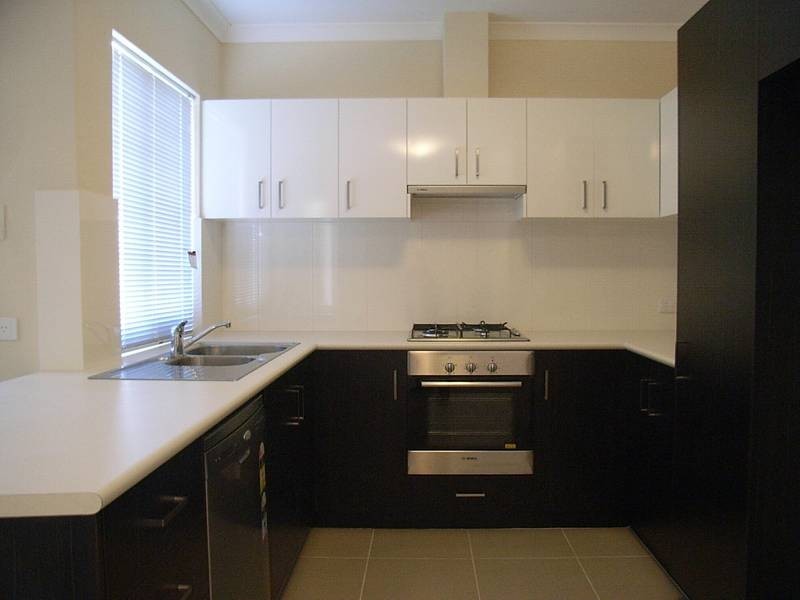 4/34 Mathoura St, Midland WA 6056