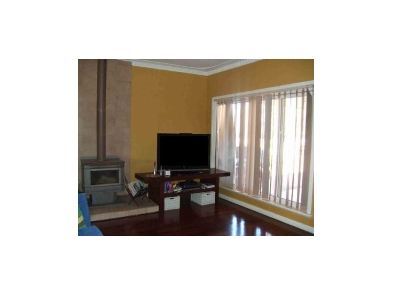 8 Taylor St, Pingelly WA 6308