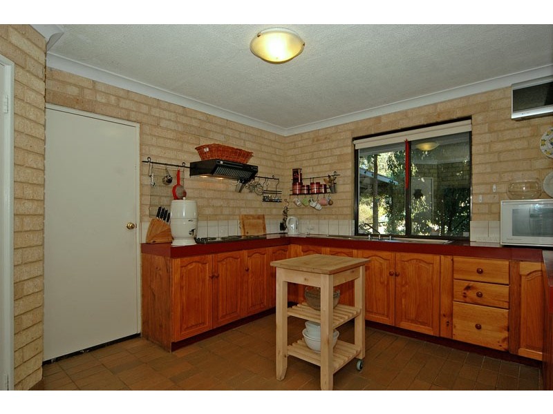 20 Adams Rd, Red Hill WA 6056