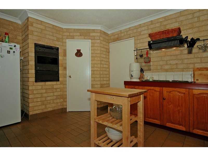 20 Adams Rd, Red Hill WA 6056