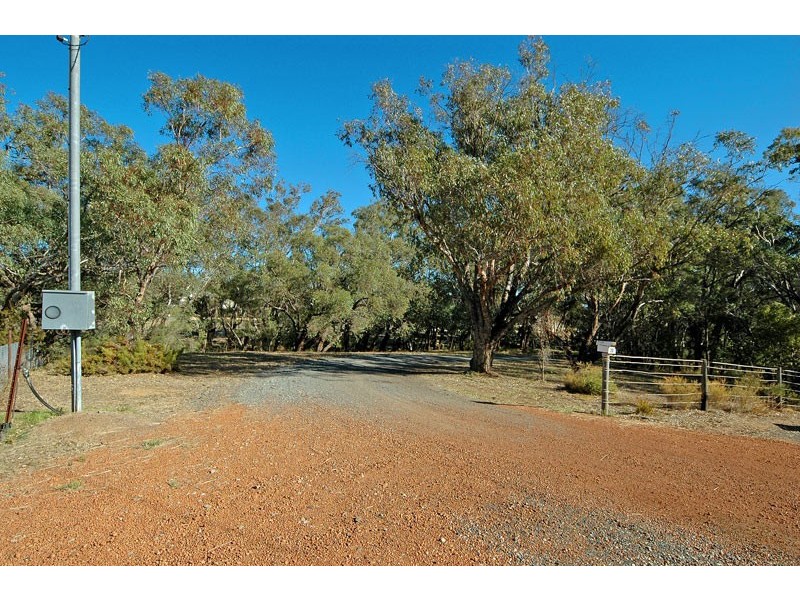 20 Adams Rd, Red Hill WA 6056