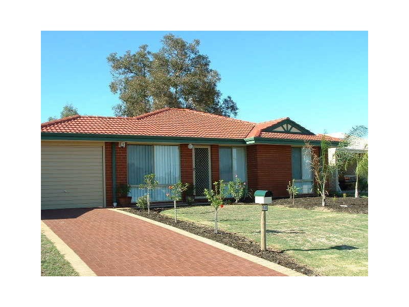 14 Auranzau Court, Stratton WA 6056