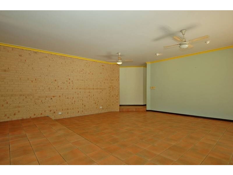 3/18 Scott St, Greenmount WA 6056
