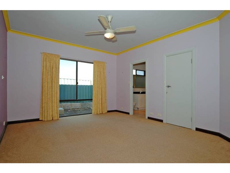 3/18 Scott St, Greenmount WA 6056