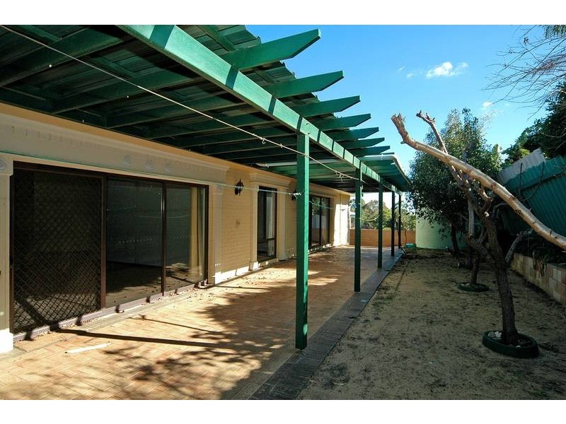 3/18 Scott St, Greenmount WA 6056