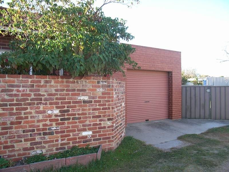 53 John St, Midland WA 6056