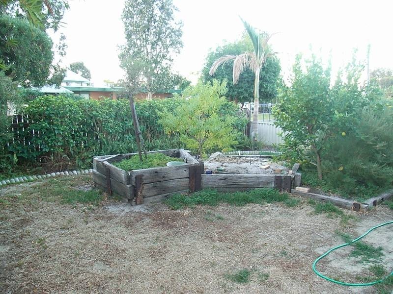 53 John St, Midland WA 6056