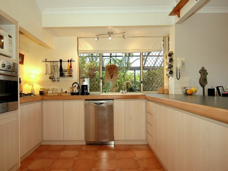 12 Boyd Close, South Guildford WA 6055