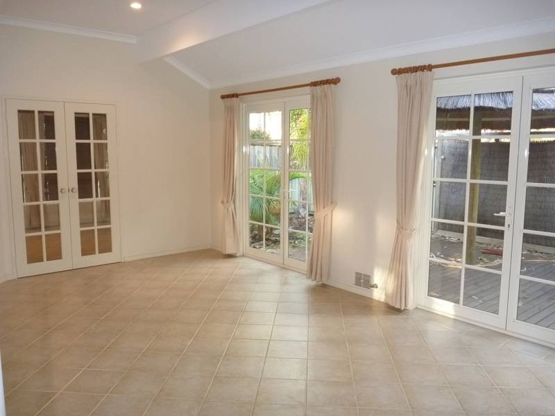 1 Trieste Ave, Ellenbrook WA 6069