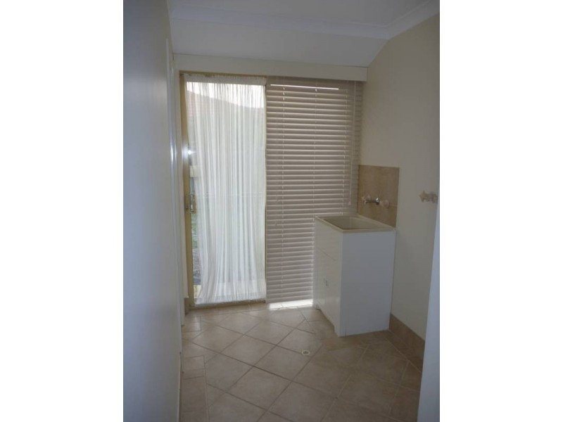 1 Trieste Ave, Ellenbrook WA 6069