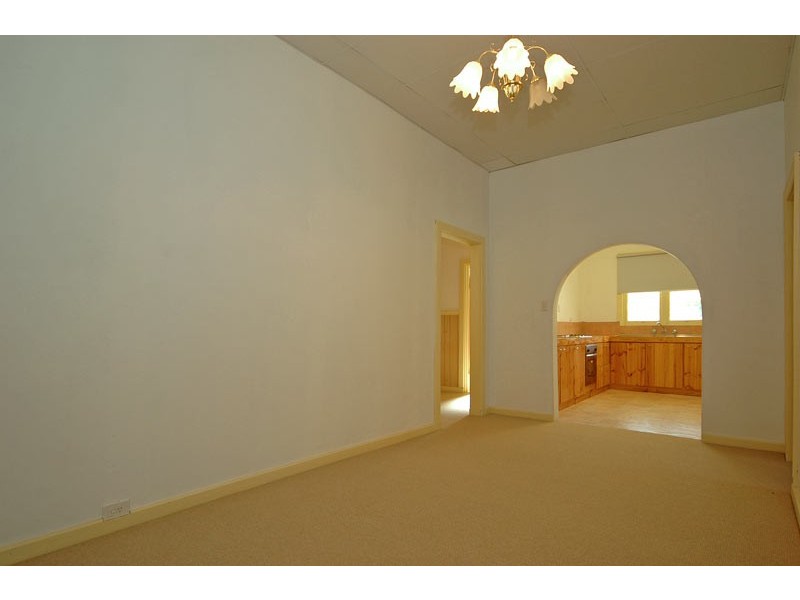 3 Buninyong Rd, Greenmount WA 6056