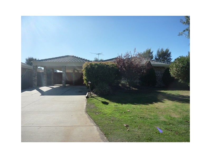 37 Waterlily Drive, Stratton WA 6056
