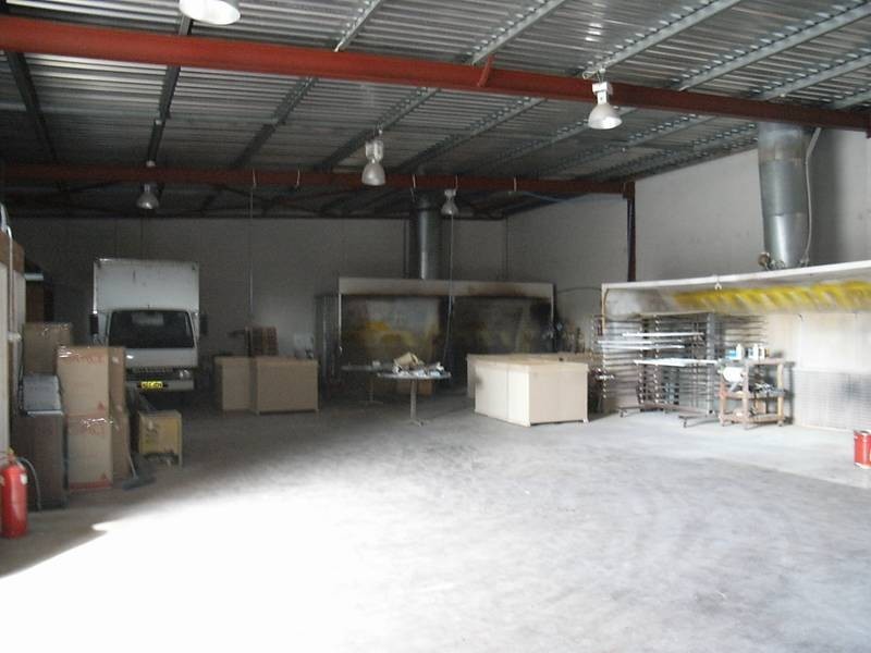 4/6 Elmsfield Rd, Midvale WA 6056