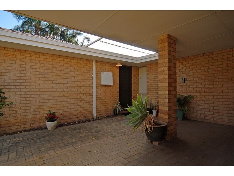 3/58 Charles St, Midland WA 6056