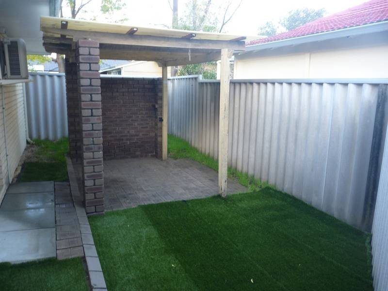 2/14 Cope Street, Midland WA 6056