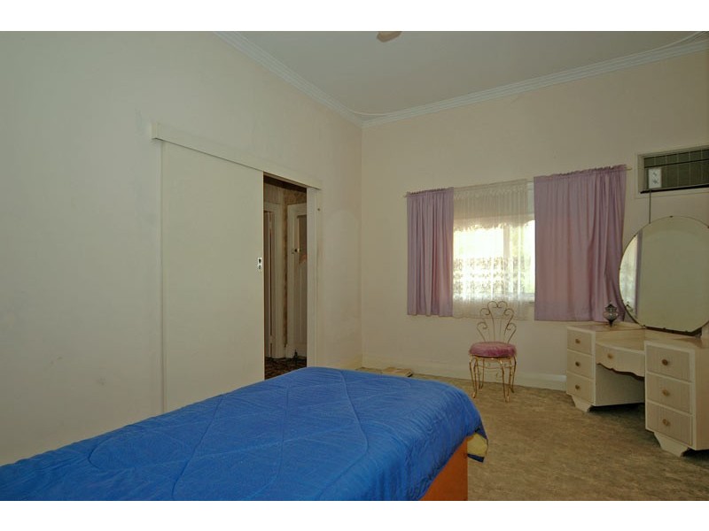 48 Swan View Rd, Swan View WA 6056