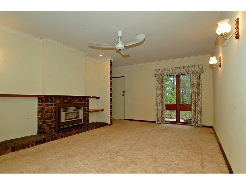 35 Padbury Rd, Darlington WA 6070