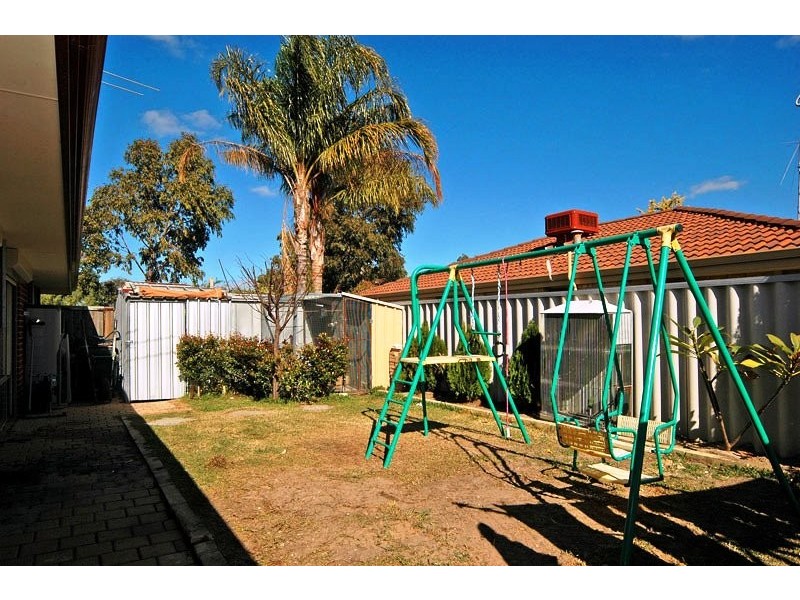 16 Skyross Mews, Stratton WA 6056