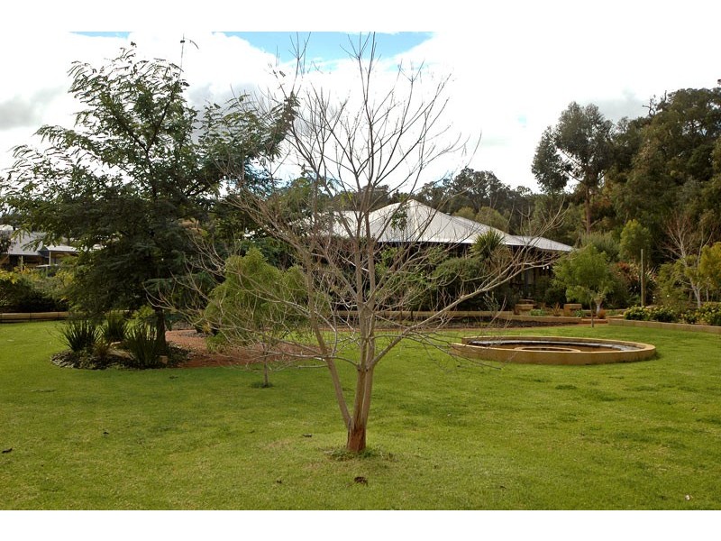 355 Cole Road, Sawyers Valley WA 6074