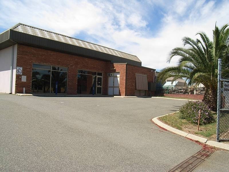 1/6 Elmsfield Road, Midvale WA 6056