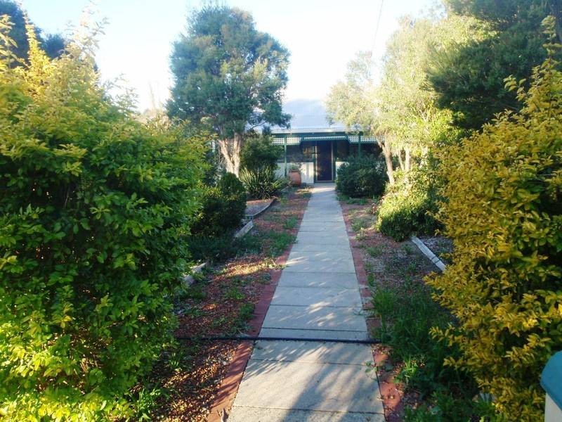 22 Bushby Street, Midvale WA 6056