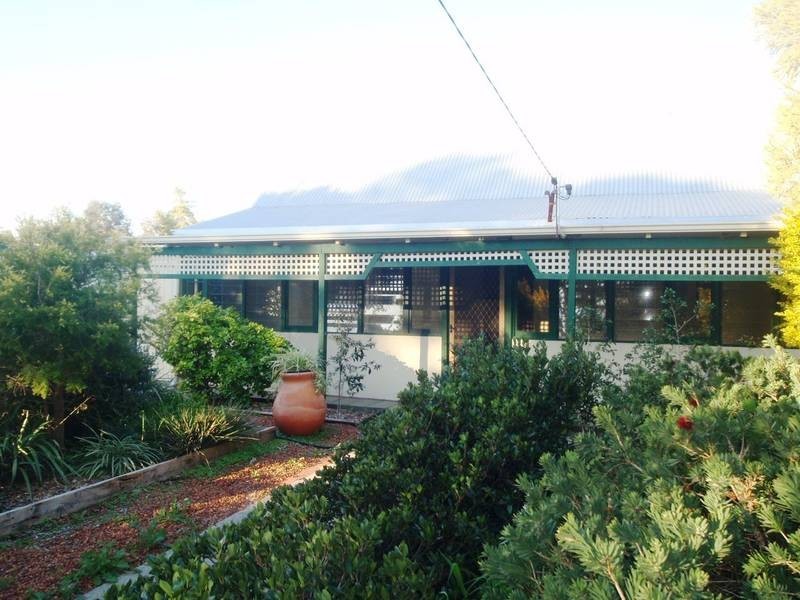 22 Bushby Street, Midvale WA 6056