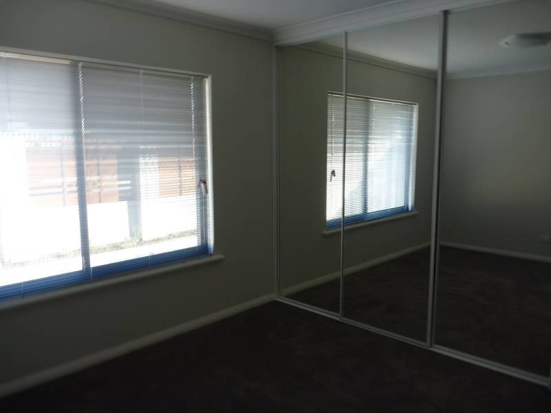 1/34 Mathoura Street, Midland WA 6056