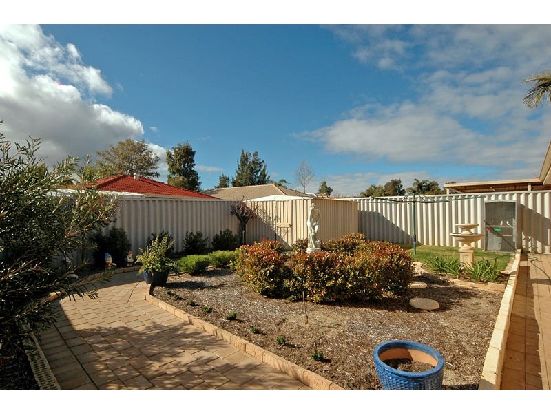 1 Eucla Mews, Stratton WA 6056