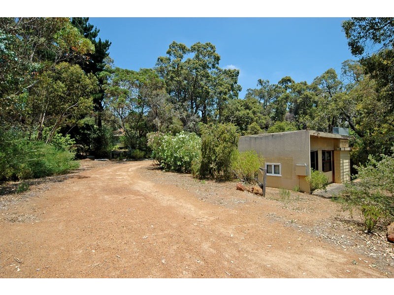 2630 Great Eastern Highway, Glen Forrest WA 6071