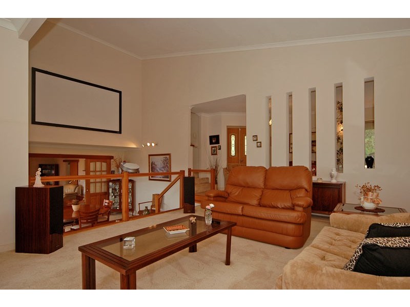 21 Mulberry Tree Close, Swan View WA 6056