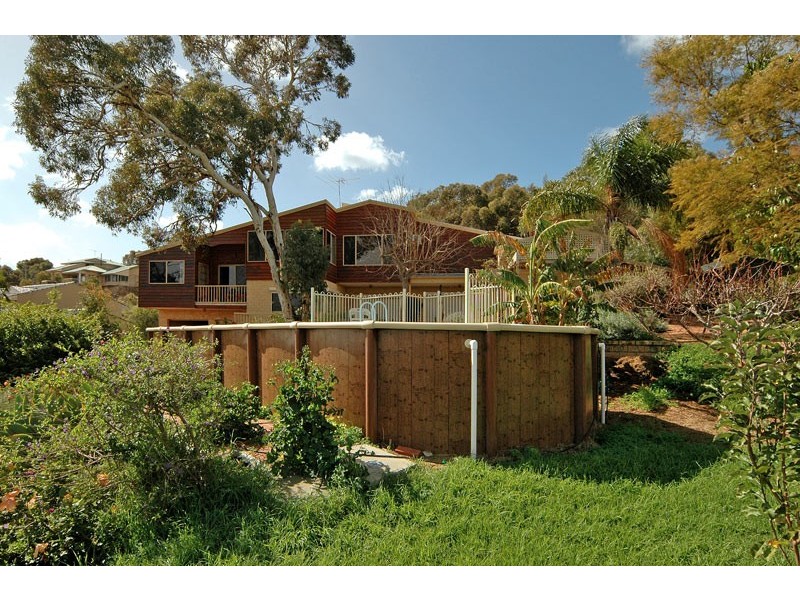 21 Mulberry Tree Close, Swan View WA 6056