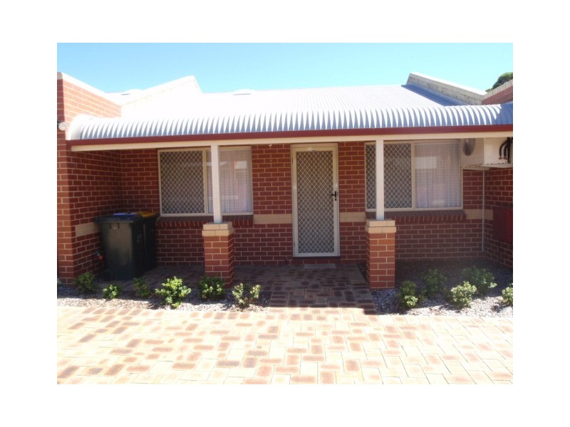 3/2 Frederic Street, Midland WA 6056