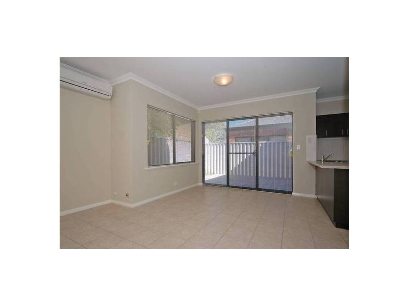 2/1 Margaret Street, Midland WA 6056