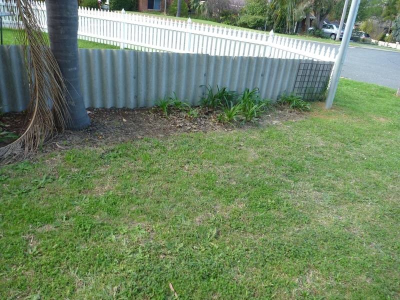 13 Travers Way, Swan View WA 6056