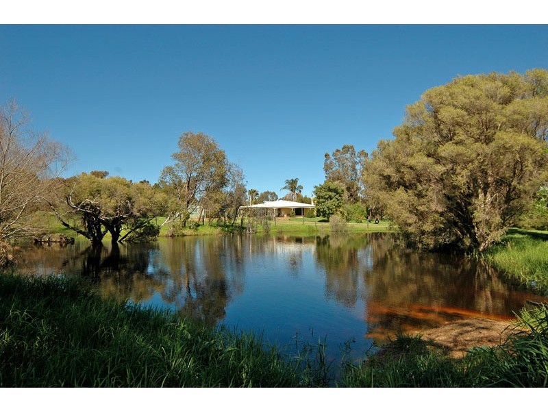 44 Adams Rd, Red Hill WA 6056