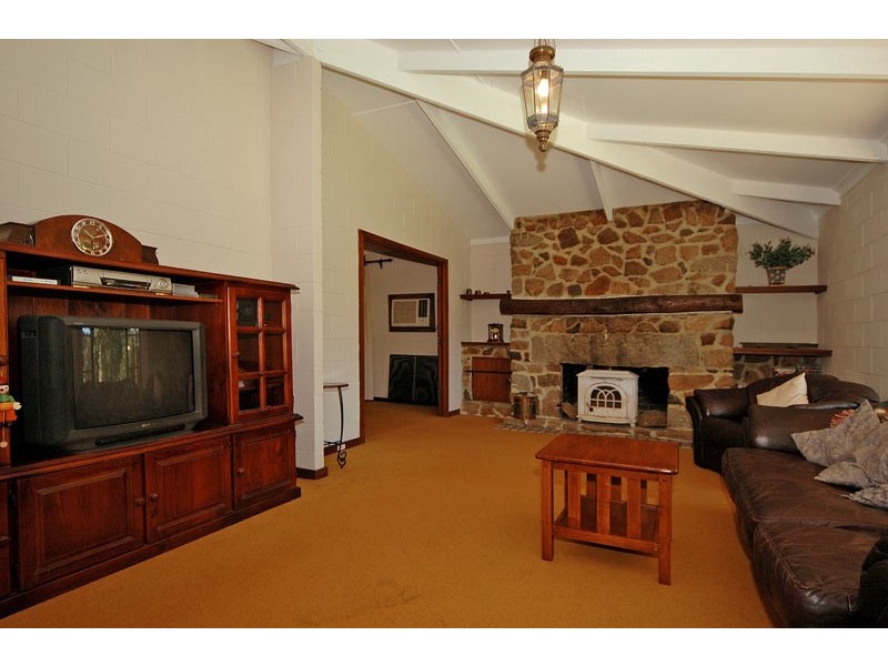44 Adams Rd, Red Hill WA 6056