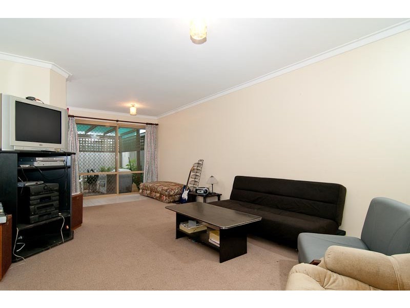 4/58 Charles St, Midland WA 6056