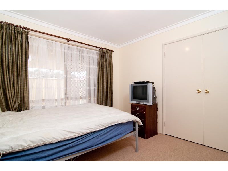 4/58 Charles St, Midland WA 6056