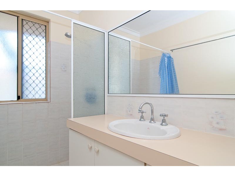 4/58 Charles St, Midland WA 6056
