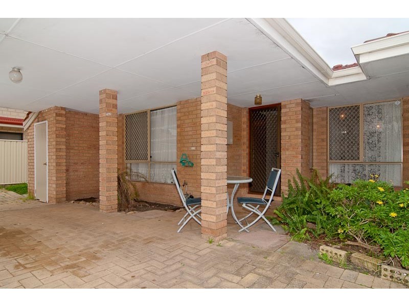 4/58 Charles St, Midland WA 6056