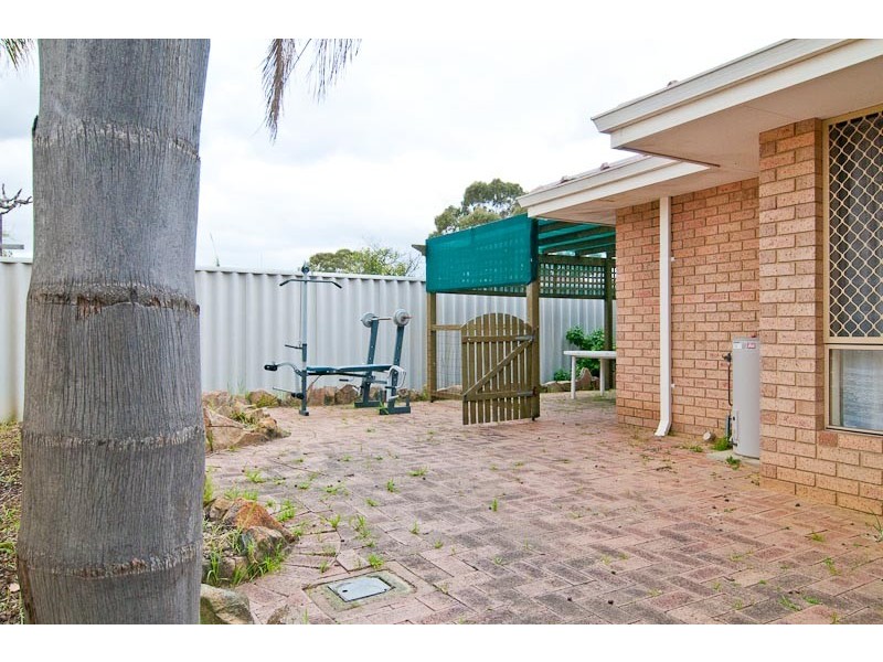 4/58 Charles St, Midland WA 6056