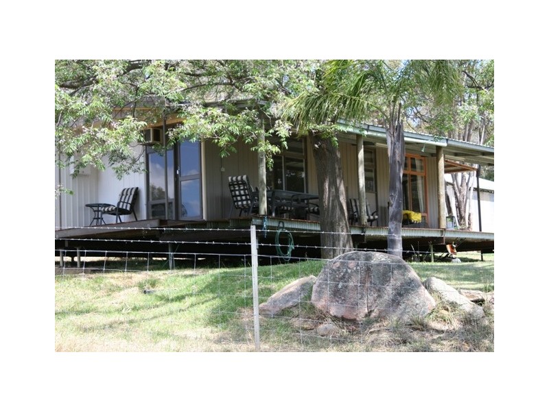 1056 Reen Rd, Gidgegannup WA 6083