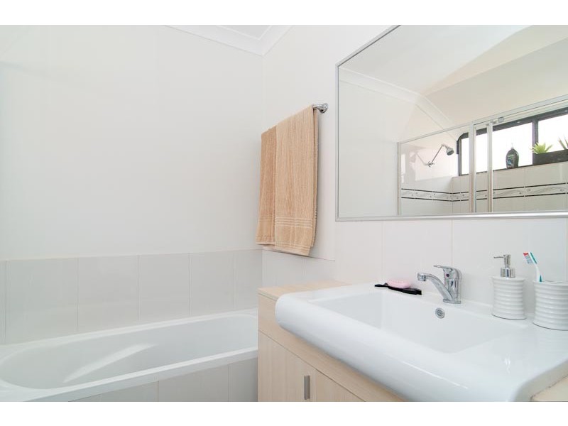 2&3/3 Warde St, Midland WA 6056