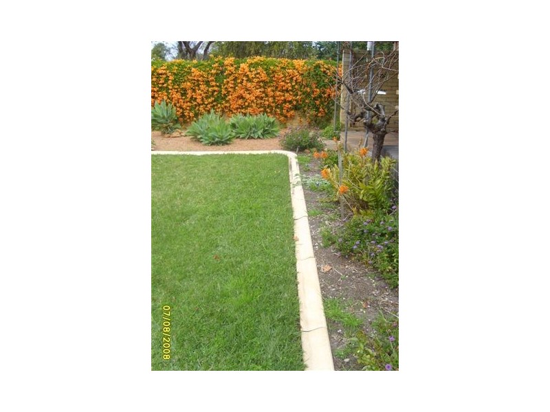 10 Kingsley Drive, South Guildford WA 6055