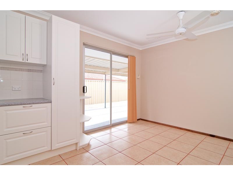 30 Hamilton Rd, High Wycombe WA 6057