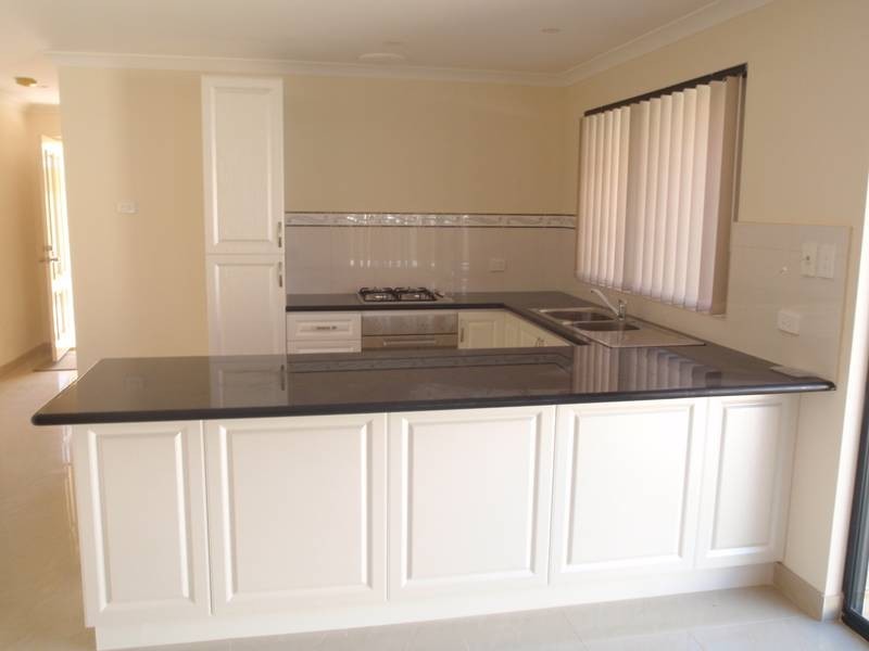 2/3 Warde Street, Midland WA 6056