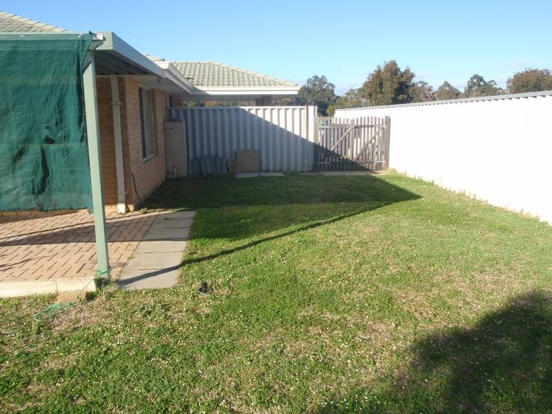 70 Waterhall Rd, South Guildford WA 6055